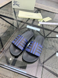 Slippers Burberry
